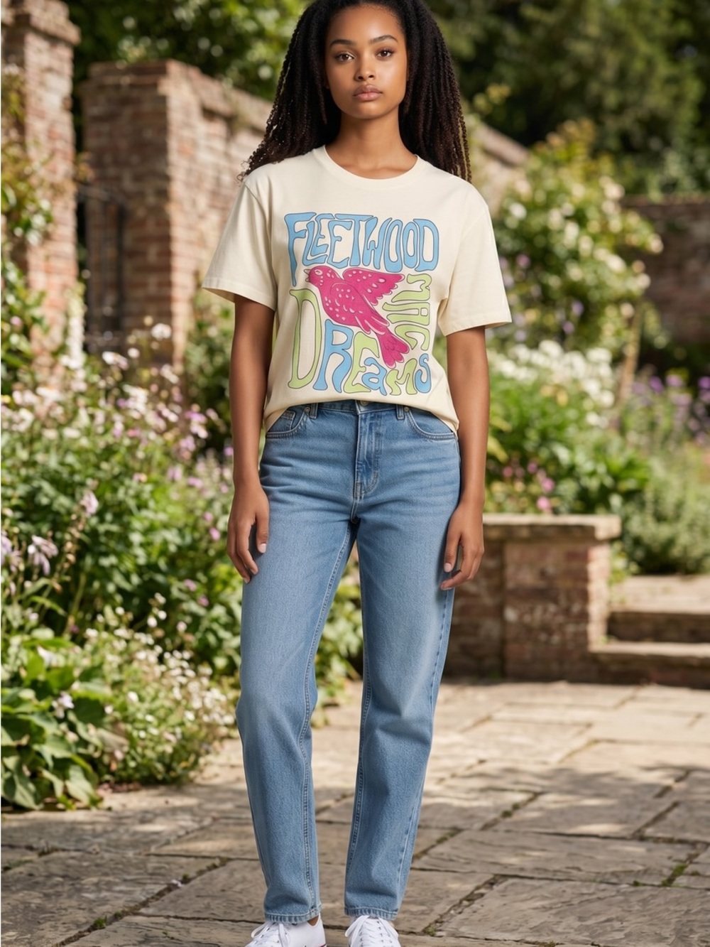 Fleetwood Graphic Short Sleeve Tee in Cream